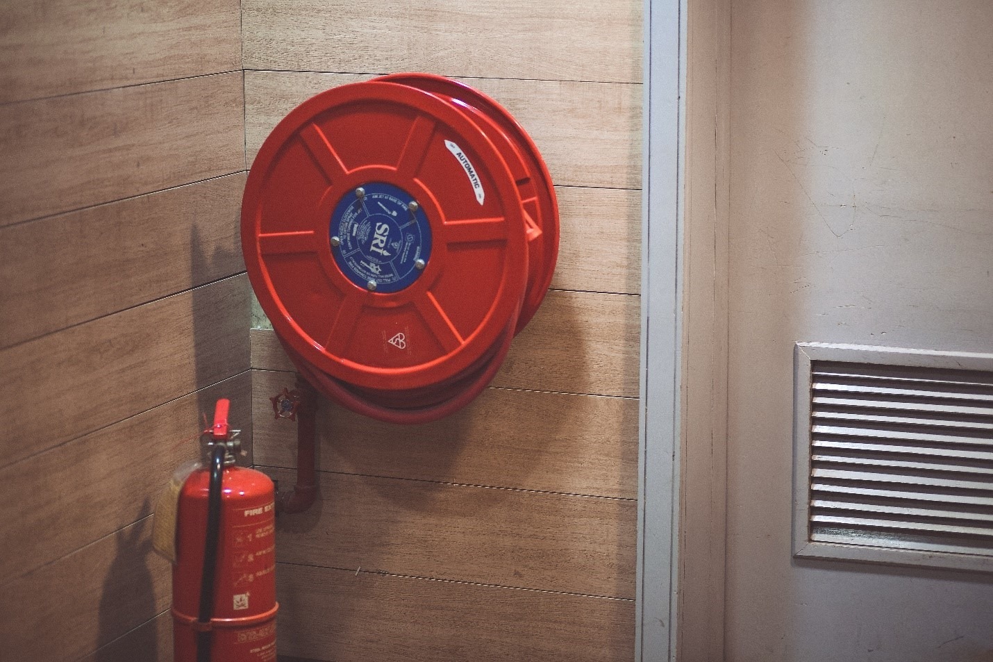 Extinguisher